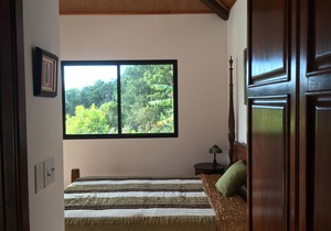 Gorgeous One Bedroom Condo Overlooking Bajo Boquete, Sleeps 3 w/Balcony Views!