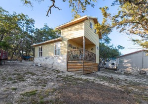 Grace Cabin in Blanco