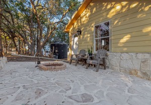Grace Cabin in Blanco