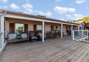 Grace House in Blanco