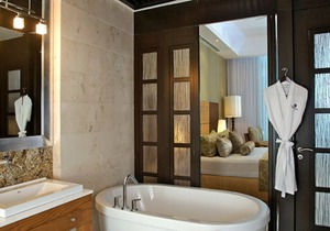 GRAND LUXXE ONE BEDROOM SUITE