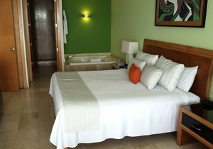 Grand Mayan Beach, Golf and Cirque du Soleil Resort at Riviera Maya
