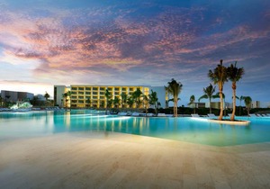 Grand Palladium Costa Mujeres Resort & Spa
