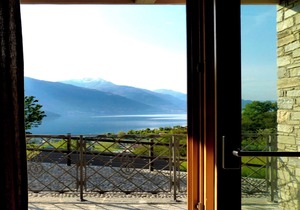 GRAVEDONA (COMO) APARTMENT IN RESIDENCE WITH POOL SLEEP 6