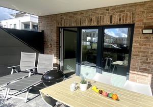 Great apartment with terrace and 2 bedrooms, sun loungers, close to the beach