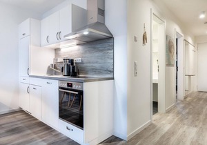 Great penthouse for 6 people over two floors with sea views and two bathrooms -