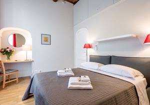 Grotta Pinta 12 | Romantic and elegant