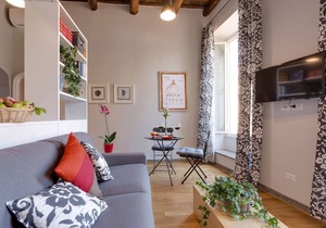 Grotta Pinta 12 | Romantic and elegant