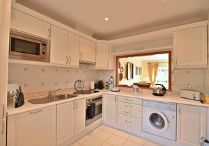 Ground floor apartment with a terraced garden near the beach
