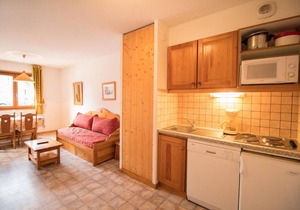 Ground floor, terrace, tv, ski locker, 35m², Aussois
