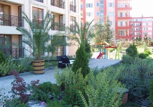 GT Villa Astoria Apartments