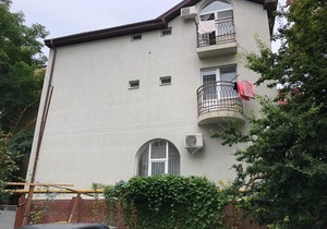 Guest house on Terskaya 90