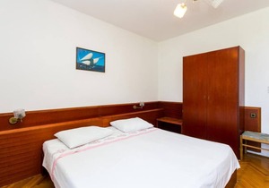 Guest House Zec - Double or Twin Room with Balcony