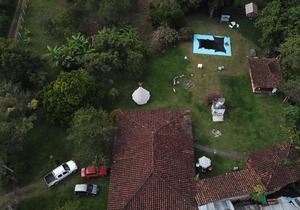 HABITACION PARA 3 PERSONAS - Ginebra glamping a 10 minutos de ginebra.