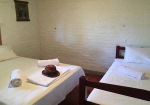 HABITACION PARA 4 PERSONAS - Ginebra glamping a 10 minutos de ginebra.