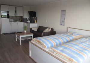 Hanseatenhaus Apartment 52 - Modern 1-room apartment above the rooftops of