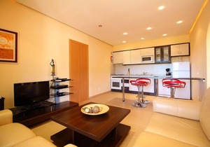 Harmatao - Four Winds Apartments