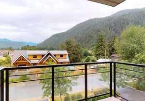 Harrison Lake View Suites - Two Bedroom Lake View Suite 1
