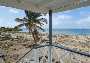 Harrys Cottages Cottage 5 right on the pink sand