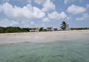 Harrys Cottages Cottage 5 right on the pink sand