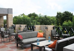 High Quality Standard Modern Room!