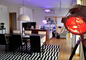 High spec, and luxurious apartment. Fast Wifi and Italian furniture.