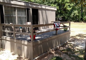 Hilltop Hideaway is a Spacious, Farmhouse style Mobile Home-Lake Sam Rayburn, TX