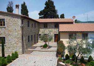 Holiday apartment with Internet and Pool