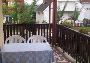 Holiday apartment 700 m from the sandy beach