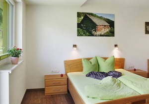 Holiday Apartment "Caroline 2" with mountain view, Wi-Fi & Garden