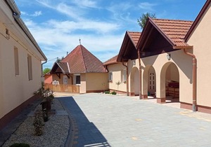 Holiday apartment renovated in 2021 with air conditioning and wifi