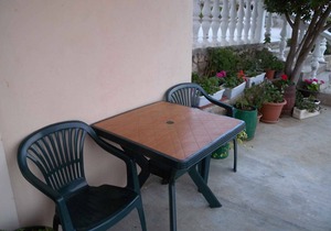 Holiday apartment in a small town with sea view