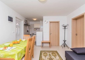 Holiday apartment Klimno for 1 - 4 persons with 1 bedroom - Twin house