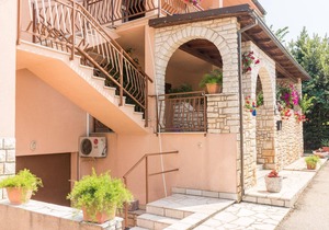 Holiday apartment Ližnjan for 1 - 5 persons with 2 bedrooms - Holiday apartment