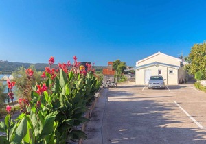 Holiday apartment near the beach