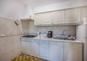 Holiday Apartment Villas Brites nº3 with Balcony, Shared Pool & Wi-Fi