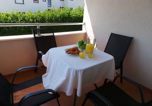 Holiday apartment with sea view