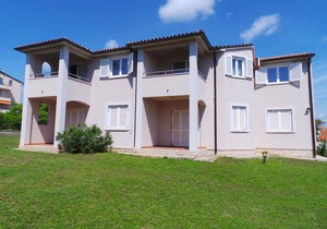 Holiday apartment with sea view