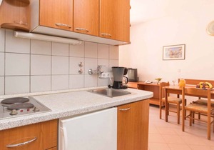 Holiday apartment with outpool