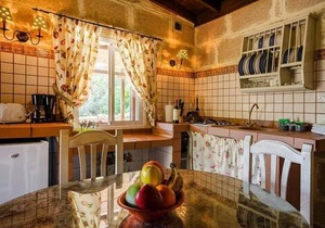 Holiday home in Malpais de Candelaria with a garden