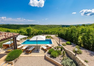 Holiday home for 8 guests with 145m² in Labin (122494)