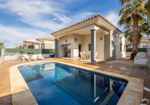 Holiday Home Gaviota 8 by Interhome
