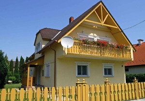 Holiday home Close to the center with nice furniture