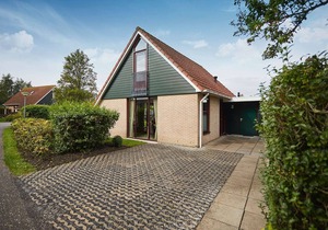 Holiday Home in Zeeland with Spacious Garden