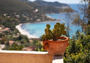 Holiday Home ‘Torrehouserental’ with Sea View, Garden & Terraces; Parking Available