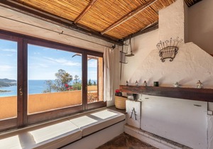 Holiday Home ‘Torrehouserental’ with Sea View, Garden & Terraces; Parking Available