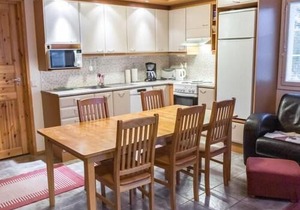 Holiday Home Jahtikaltio 3