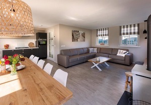 Holiday Home near Dutch Coast & Green Park
