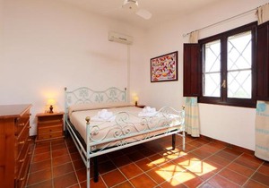 Holiday Home Ville Sant'Elmo - REI240 by Interhome
