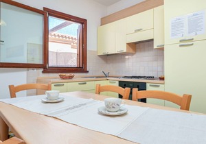 Holiday Home 'Villetta Bifamiliare 2' with Wi-Fi, A/C, Terrace & Garden
